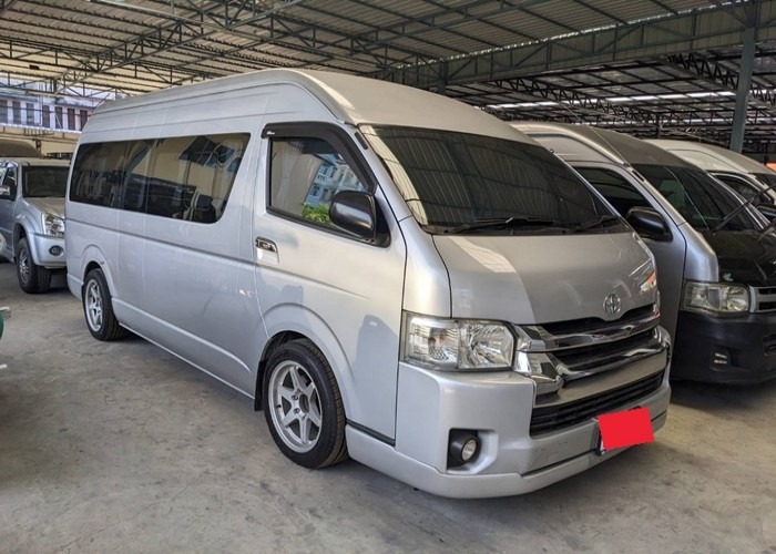 13-15 Seater Minivan